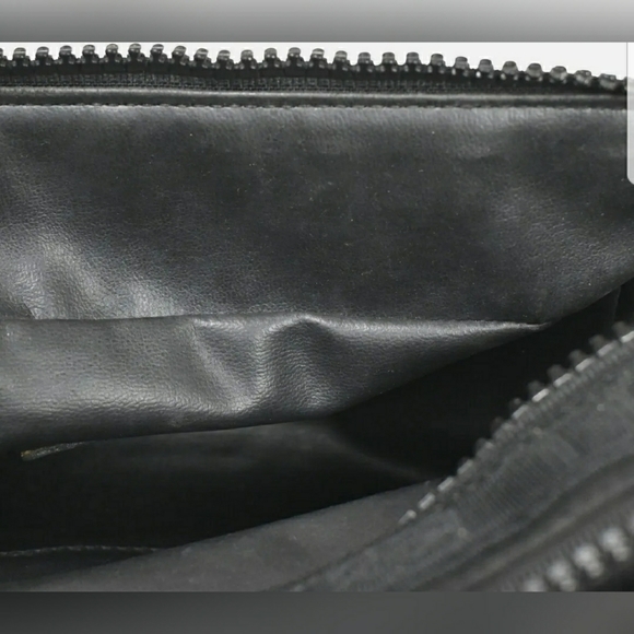 🌬CHANEL Logo CC Sport Line Pouch Nylon Rubber Lea - Picture 13 of 15